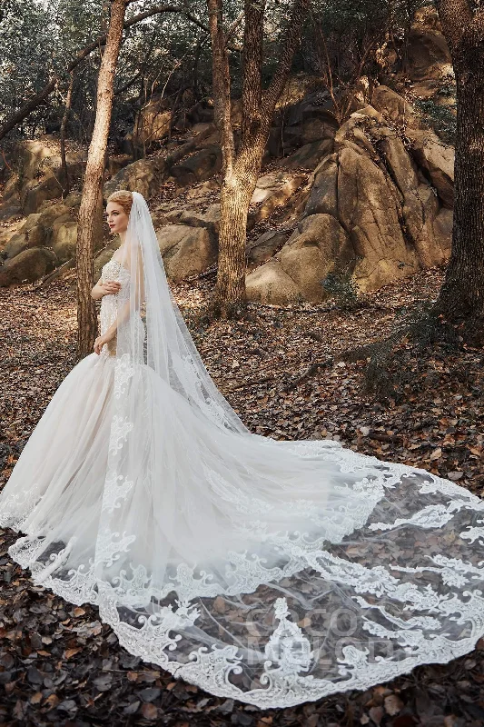 One-tier Lace Tulle Cathedral Veils Appliques Beading CV0183 Tulle Dress Sleek