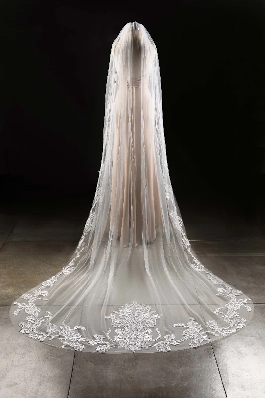 One-tier Lace Edge Tulle Lace Cathedral Veils with Appliques CV0286 Tulle Dress Style