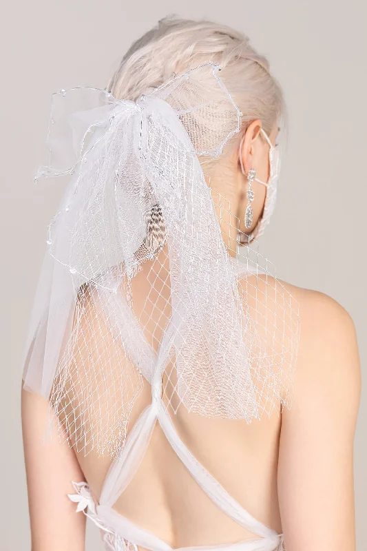 One-tier Cut Edge Tulle Shoulder Veils with Beading CV0252 Tulle Dress Blush