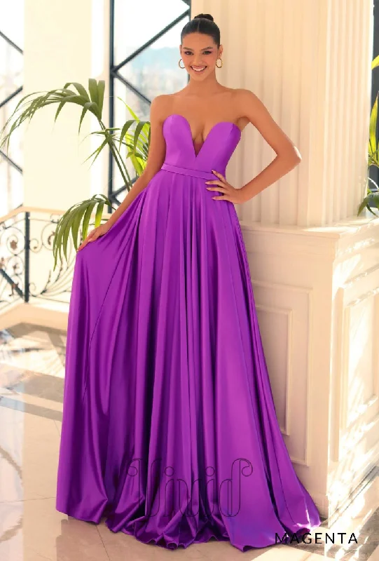 Lilianna Gown Open-back unclassified dresses